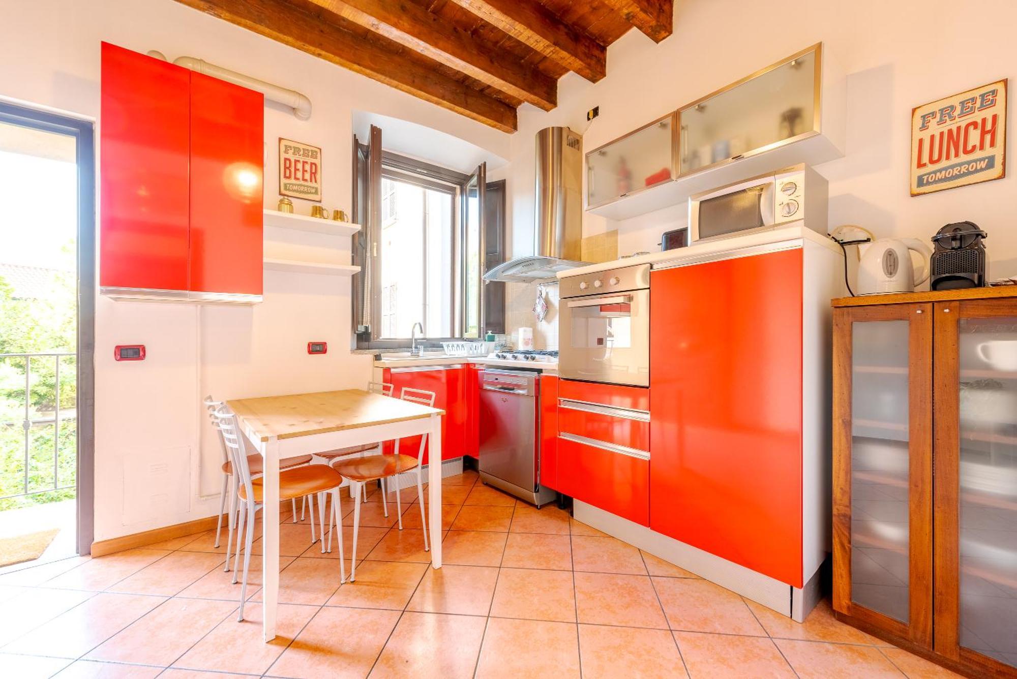 Guest Planet - Rosso Milano Apartment - Navigli Area Eksteriør bilde