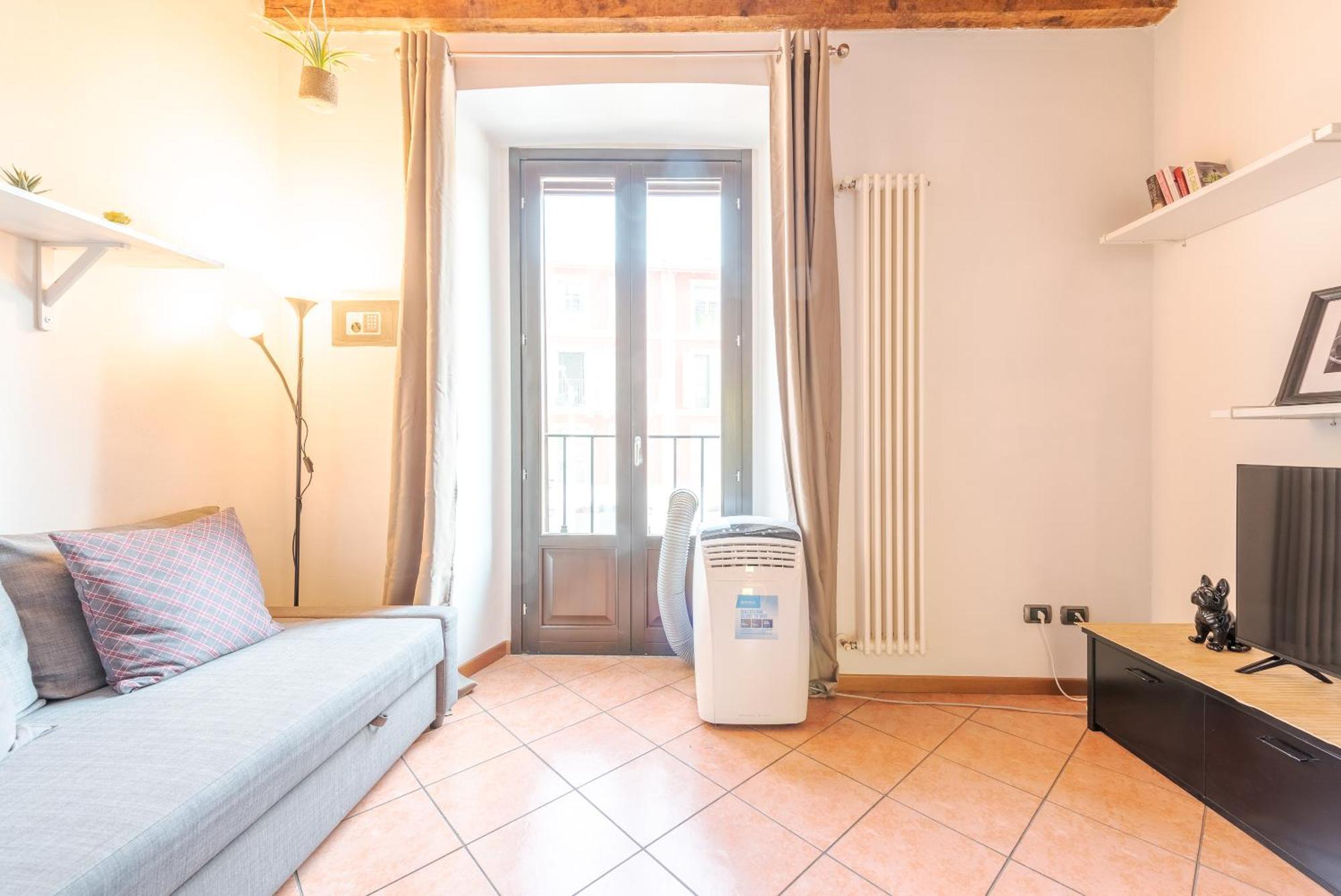 Guest Planet - Rosso Milano Apartment - Navigli Area Eksteriør bilde